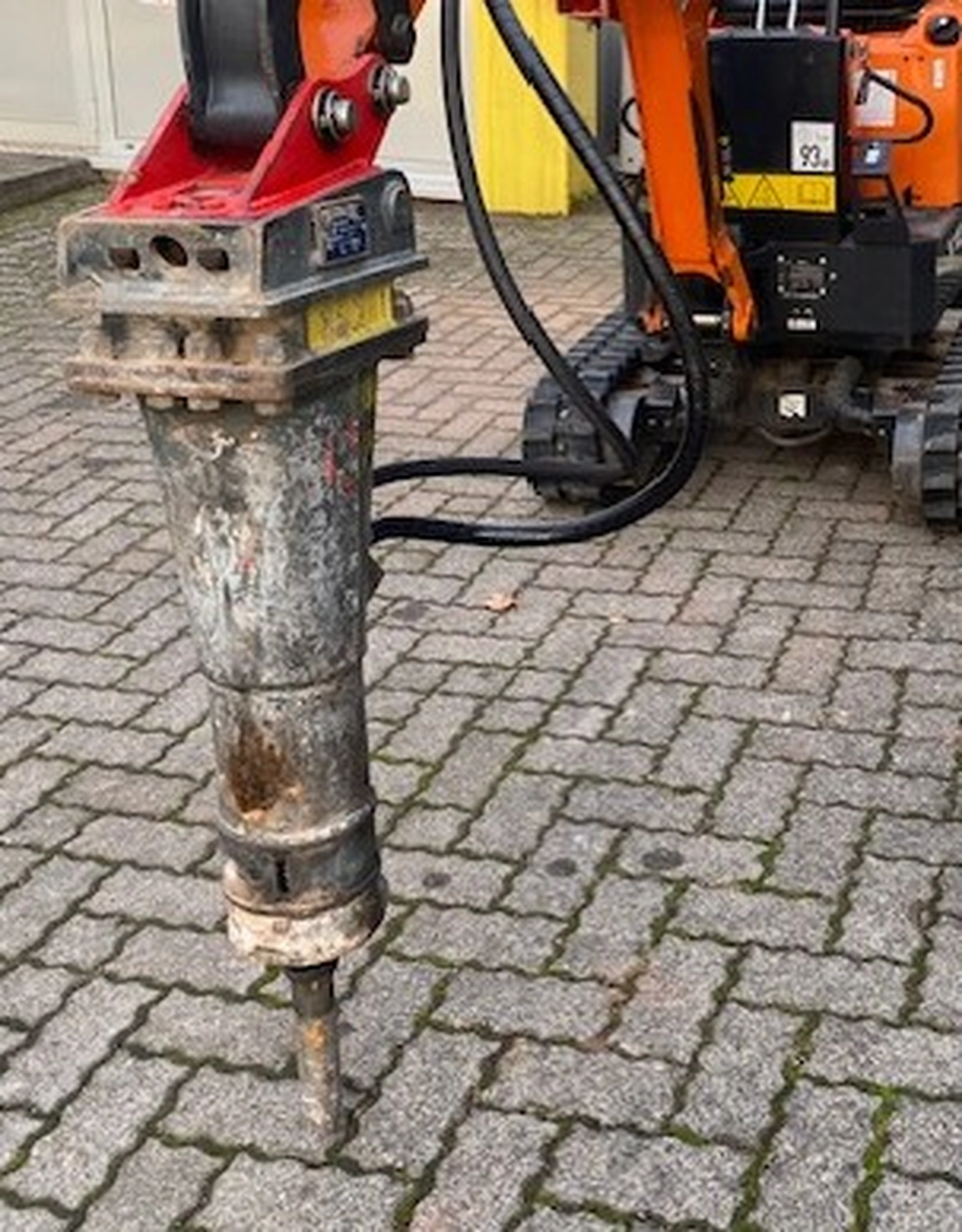 mobil s&s GmbH - Maschinenbau - Orangefarbener Bagger Doosan DX10Z